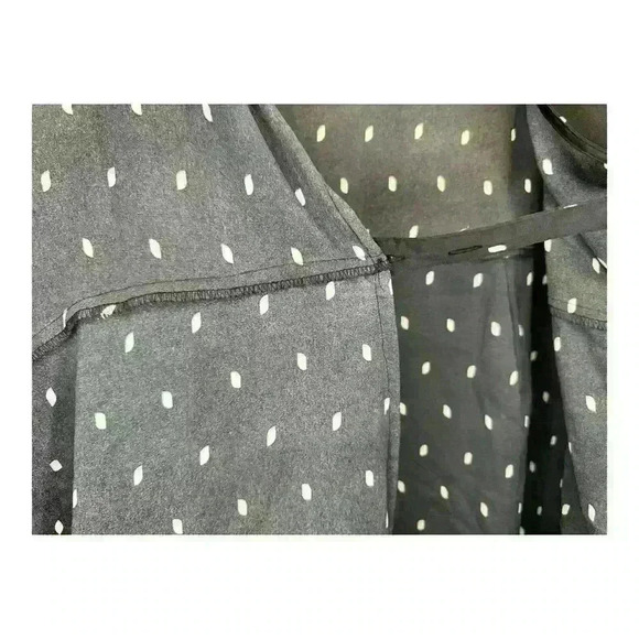 H&M Patterned Black and White tie-wrap flowy satin like dress, size XXL - Picture 6 of 6